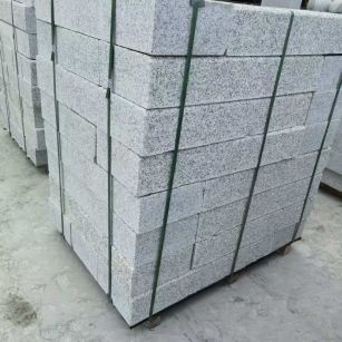 包头 芙蓉白火烧两面路沿石