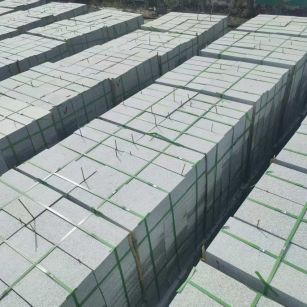 包头 芝麻白1.8公分火烧300*600地铺，清仓大甩卖