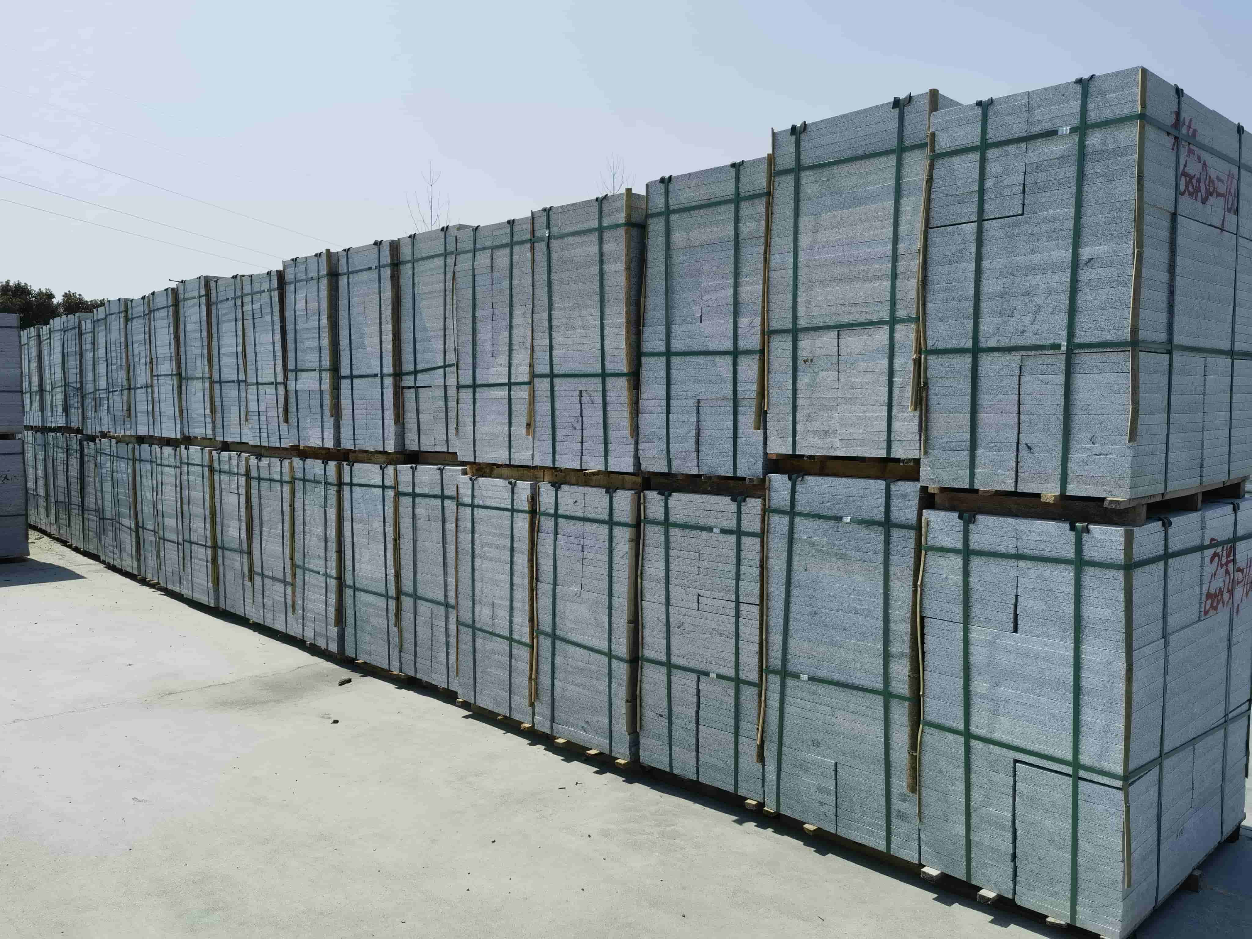 包头芝麻白火烧300*600处理价：3公分23元，5公分28元