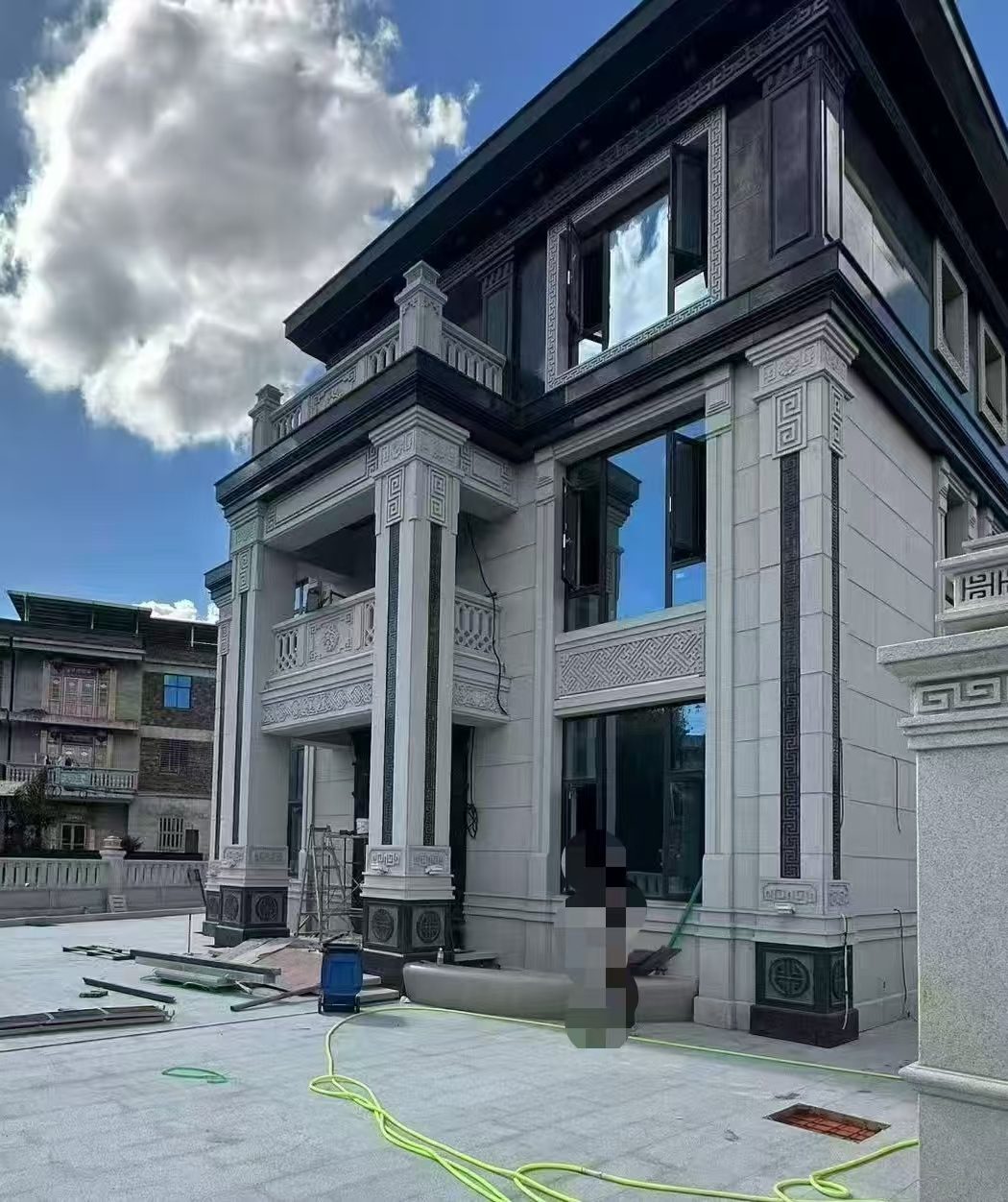 包头 别墅干挂，芝麻白与芝麻黑完美配合