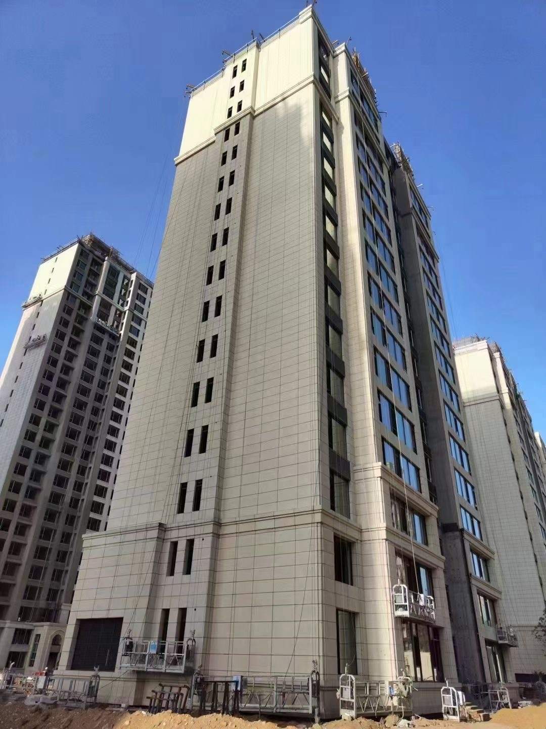 包头黄金麻高端小区，外墙干挂
