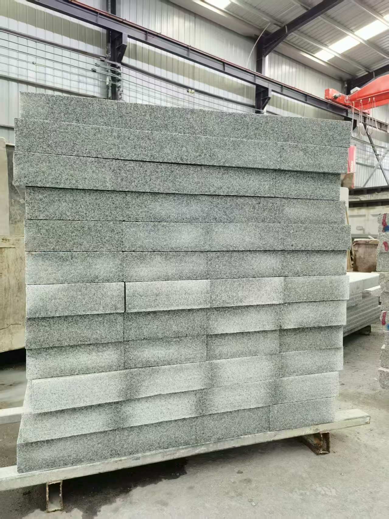 包头 芝麻白10公分300*600广场地铺，A料定制，尺寸标准，厚薄均匀