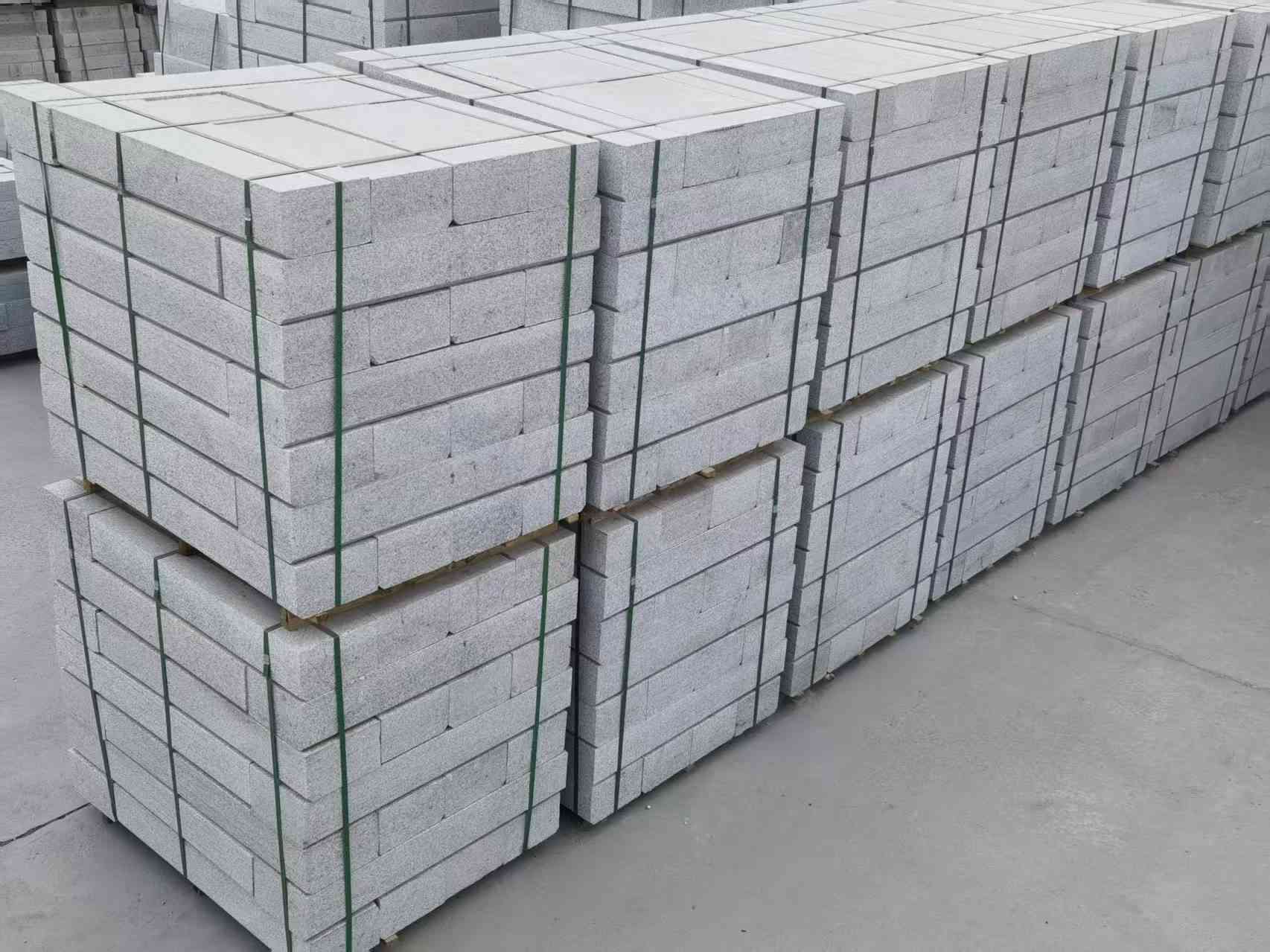 包头芝麻白路沿石