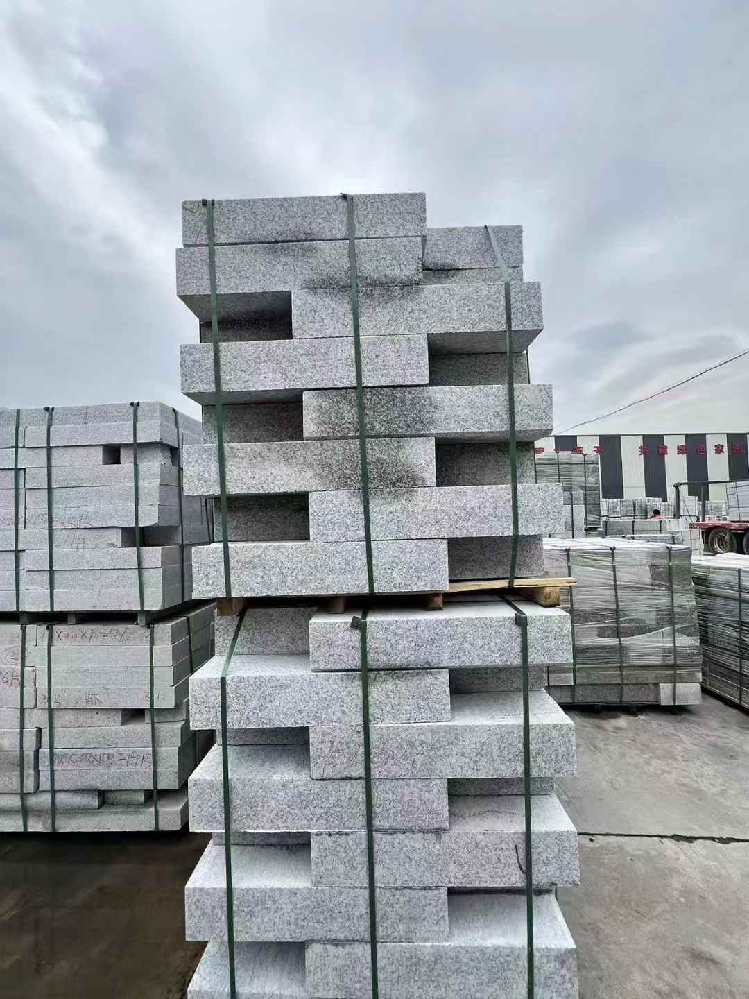 包头 芙蓉白路沿石