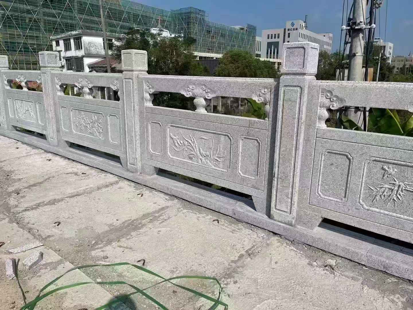 包头 芝麻白栏杆