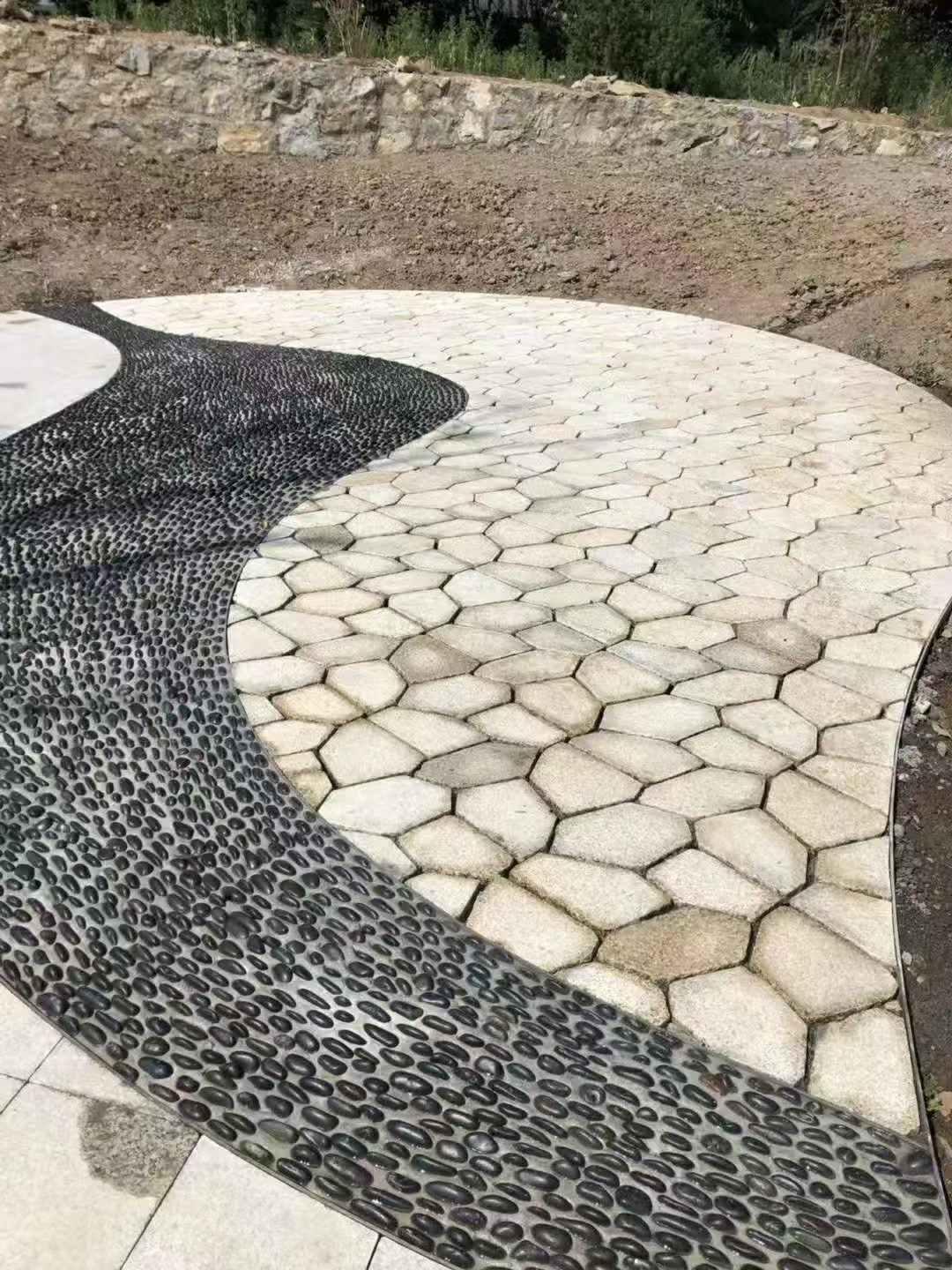 包头 黄金麻冰裂缝室外铺装效果完美展示