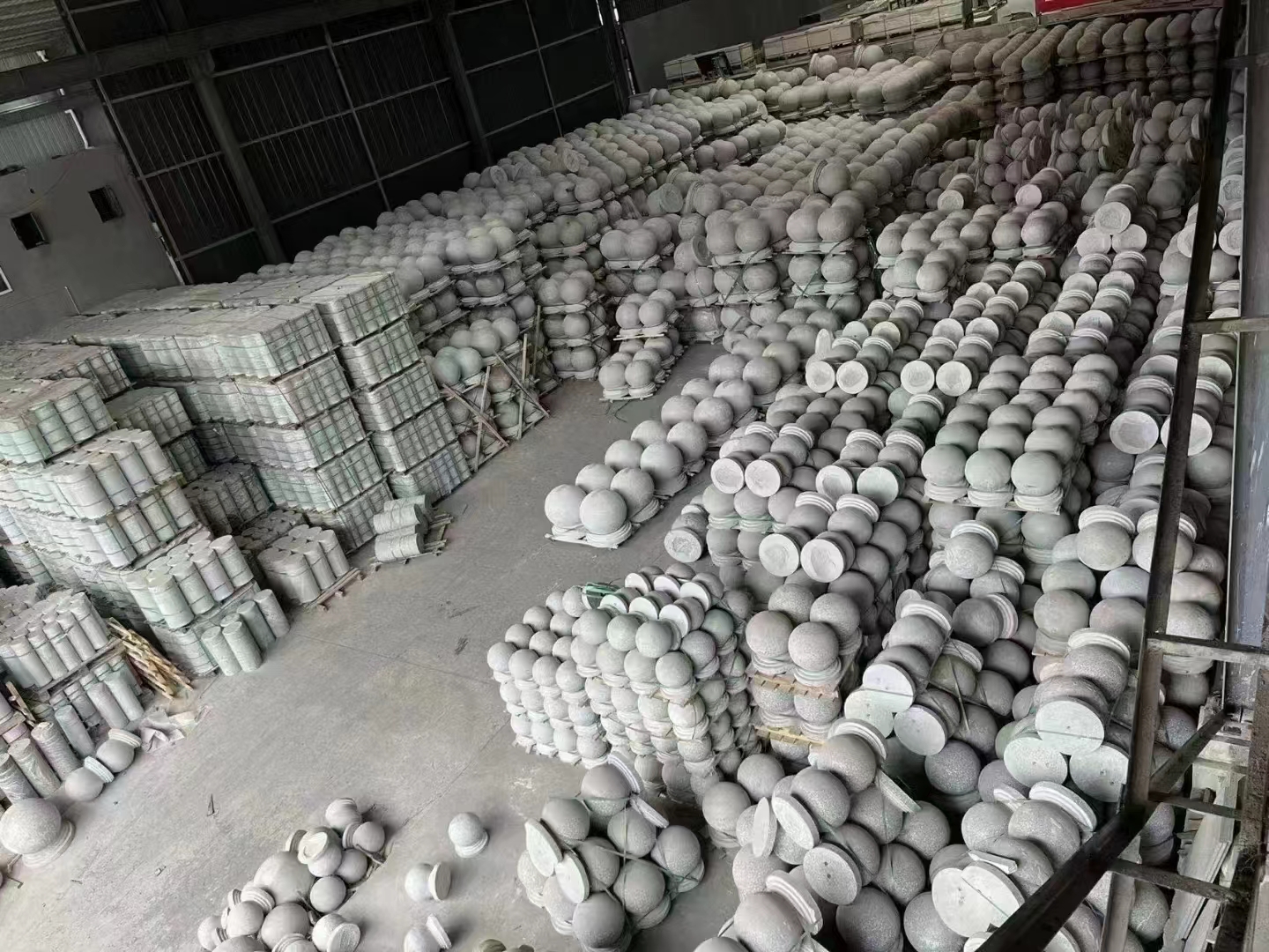 包头 芝麻白挡车柱